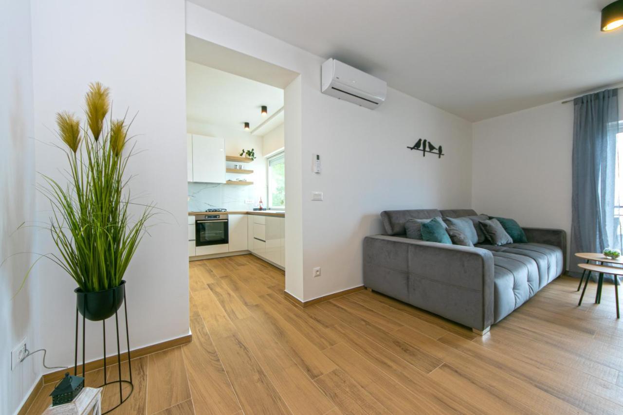 Apartment Vidra Brela Zewnętrze zdjęcie